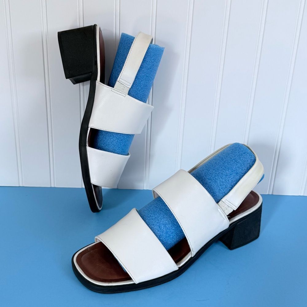 Naturalizer Black and White Sandals with Straps‎ Size 9